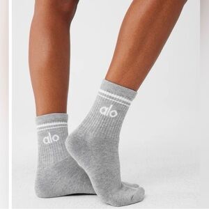 NWT HALF CREW SOCK ALO